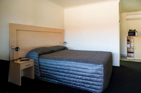 Cherry Blossom Motor Inn - Darwin Holiday 1