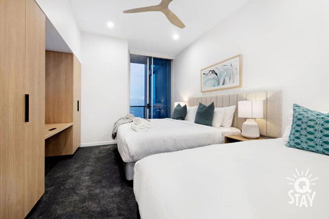 Chevron Renaissance 3 Bedroom Executive Sub Penthouse In Surfers Paradise - Q Stay - Darwin Holiday 1