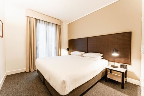 Chic 1-Bed In East Melbourne With Gym & Pool - Darwin Holiday 1