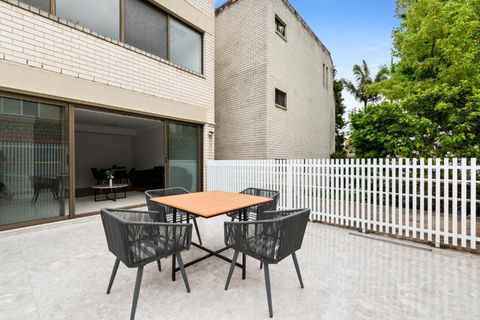 Chic 2-Bed By Landmarks Shops & Transport - Darwin Holiday 1