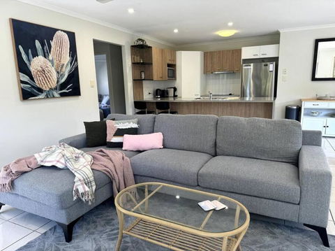 Chic 3-Bedroom Duplex, Air-con, Pet Friendly - Darwin Holiday 0