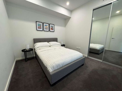 Chic Apartment Gladesville - Darwin Holiday 2