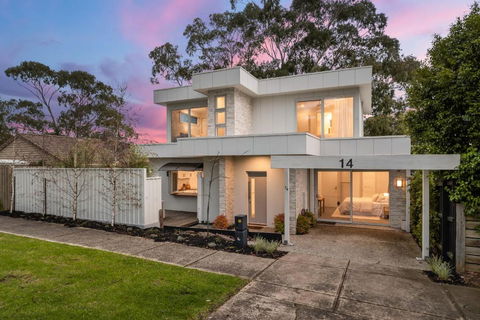 Chic Coastal Retreat 3 Bdr Close To Beach - Darwin Holiday 0