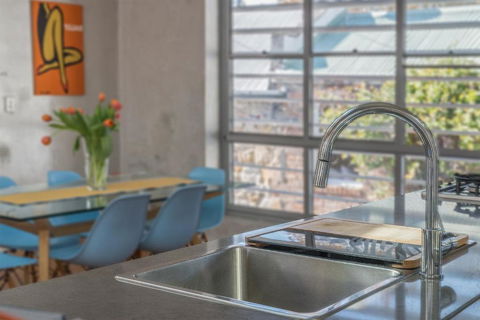 Chic East Sydney Pad - Darwin Holiday 4