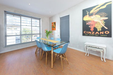 Chic East Sydney Pad - Darwin Holiday 3