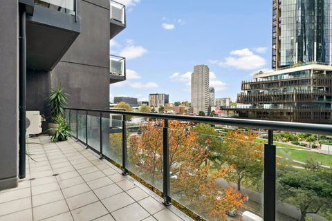 Chic Sthbank 3BR - Pool & Tennis - Darwin Holiday 3