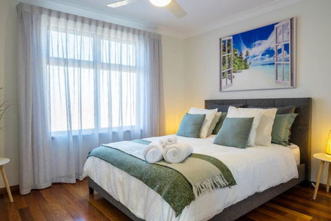 Christies Breeze A Luxurious Getaway By The Sea - Darwin Holiday 4