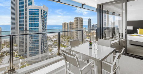 Circle On Cavill 25th Floor With Ocean Views - CoastHM - Darwin Holiday 2