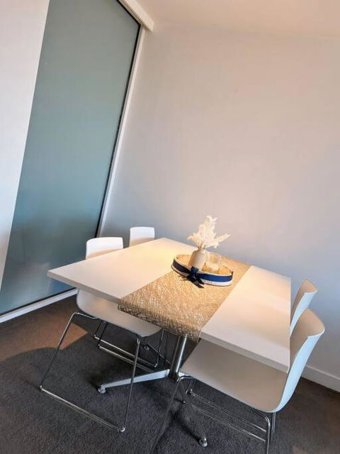 City Beautiful CBD Apartment, Melbourne - Darwin Holiday 2