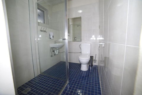 City Centre Budget Hotel - Darwin Holiday 3