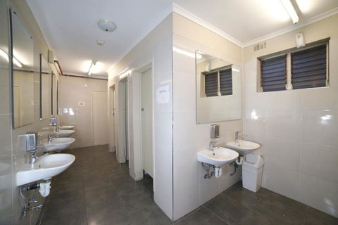 City Centre Budget Hotel - Darwin Holiday 2