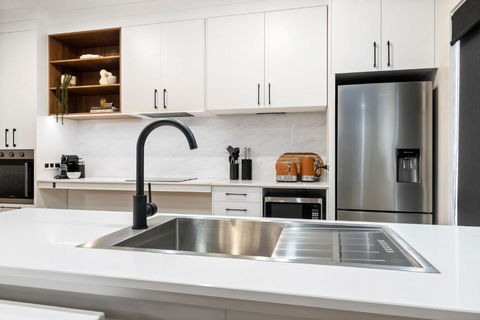 City Edge Apartment 1 (Wheelchair Accessible) - Darwin Holiday 3