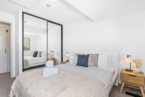 City Life 2BR Apt With Pool,Gym, Sauna, Carbay - Darwin Holiday 1