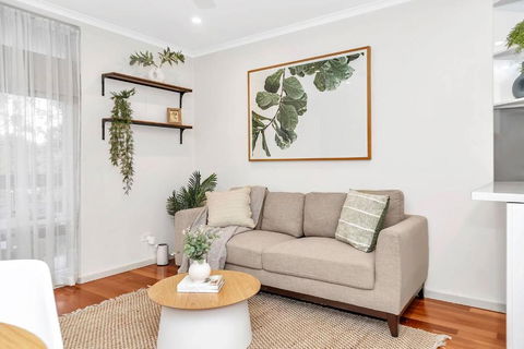 City Life Meets Urban Style At Kent Town Gem - Darwin Holiday 1