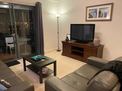 City River Views Free Parking WIFI Netflix Wine - Darwin Holiday 3
