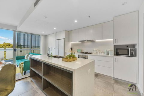 CITY VIEW-Vivid Condo In Mascot - Darwin Holiday 1