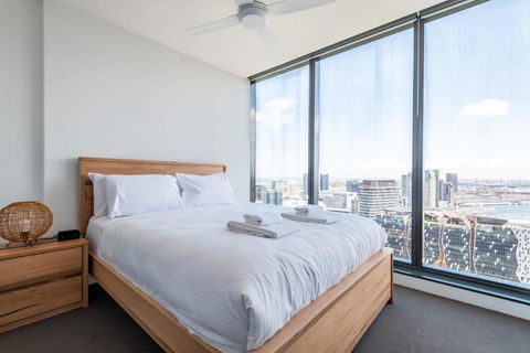 City Views Apt FREE Parking WIFI Gym Pool - Darwin Holiday 2