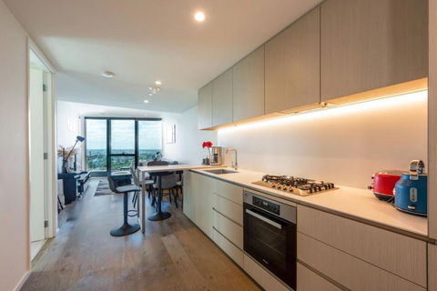 City Views Retreat 31st Floor 2BR Near CBD! - Darwin Holiday 4