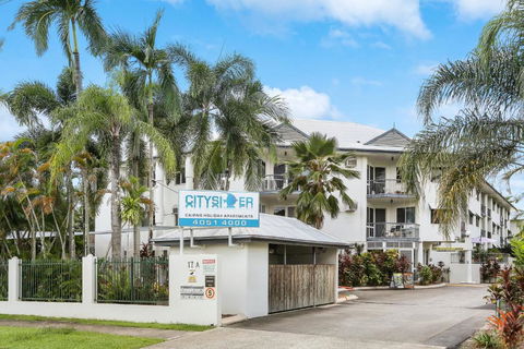 Citysider Cairns Holiday Apartments - Darwin Holiday 0