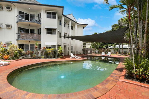 Citysider Cairns Holiday Apartments - Darwin Holiday 4