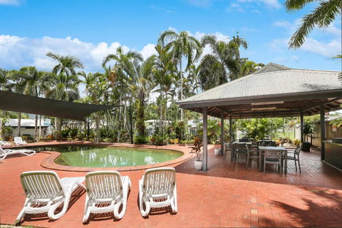 Citysider Cairns Holiday Apartments - Darwin Holiday 3
