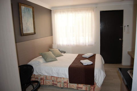 Civic Motor Inn - Darwin Holiday 2
