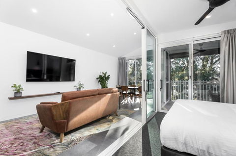 Clare Hillside Apartments - Darwin Holiday 2