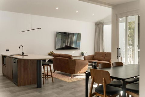 Clare Hillside Apartments - Darwin Holiday 0