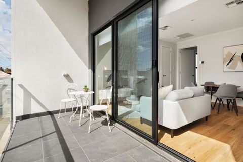 Clare St Apartments By Urban Rest - Darwin Holiday 3