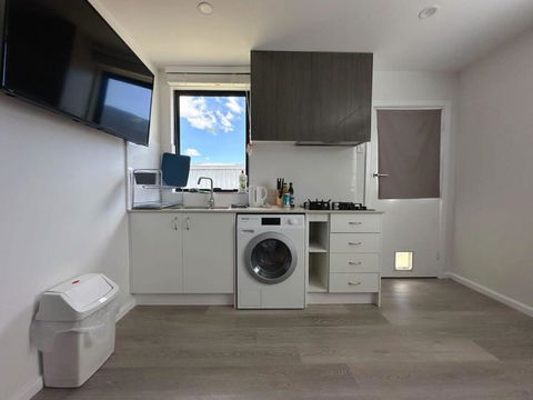 Claremont Comfort Cottage - Darwin Holiday 0