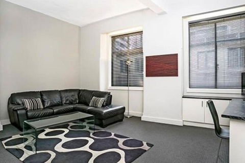 CLD01 - 1 Bedroom Unit - Bridge Street, Sydney CBD - Darwin Holiday 0