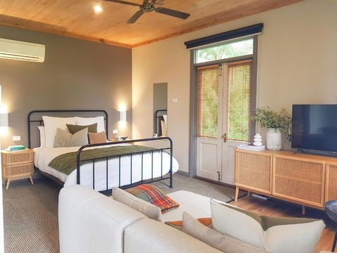 Clonmara Country House And Cottages - Darwin Holiday 4