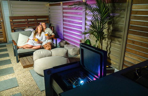 Cinema Under The Stars, Near Beach, CBD & Airport - Darwin Holiday 1