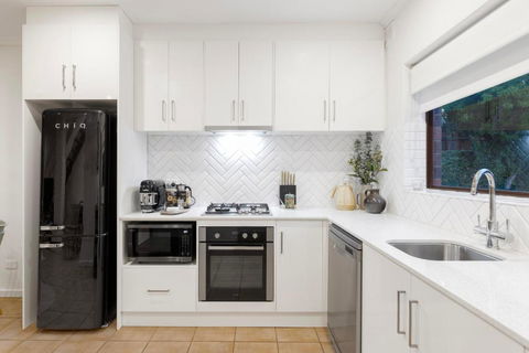 City Villa L Close To Everything L Whole Home L Pet Friendly - Darwin Holiday 1