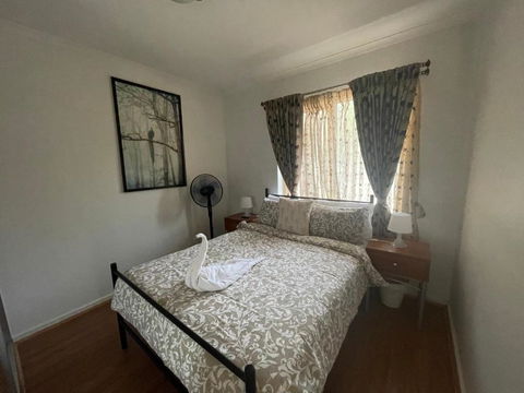 City Apartment - Free Parking, 3 Bedrooms And 2 Bathrooms - Darwin Holiday 2