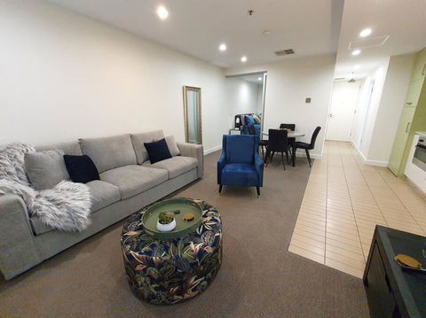 Colley 11-11 Sub-Penthouse Luxurious Glenelg - Darwin Holiday 0