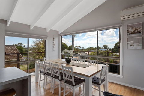 Coastal Comfort Retreat Cowes Phillip Island - Darwin Holiday 2