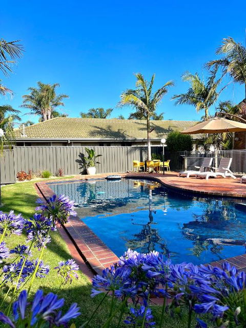 Coastal Waters Motor Inn - Darwin Holiday 1