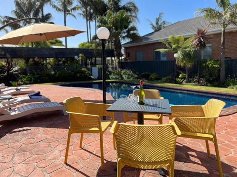 Coastal Waters Motor Inn - Darwin Holiday 2