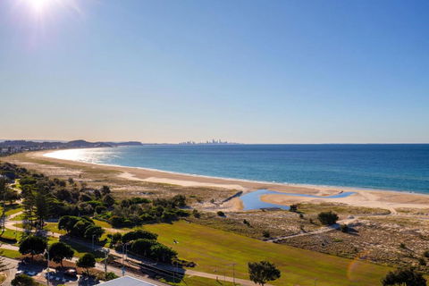 Club Wyndham Kirra Beach - Darwin Holiday 0
