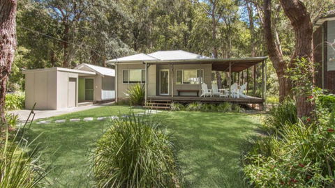 Coastal Chic Holiday Cottage - Darwin Holiday 0