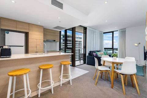 Coastal City Dream Across From Casino At Avani Broadbeach - Darwin Holiday 2