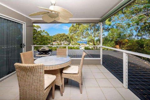 Coastal Escape Burleigh Heads - Darwin Holiday 0