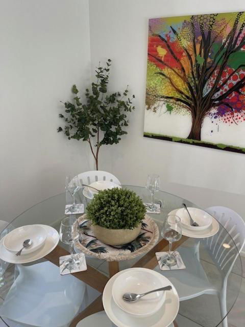 Coastal Luxe On Hastings St - 2 Bedroom - Darwin Holiday 2