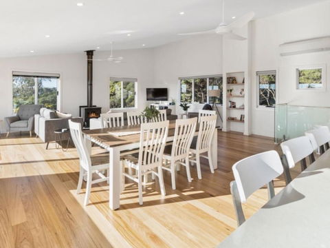 Coastal Luxury - Darwin Holiday 4