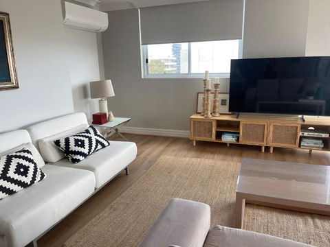 Coastal Luxury - Darwin Holiday 3