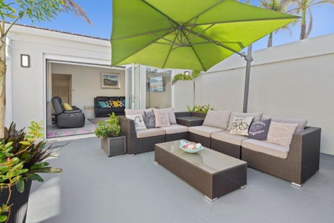 Coastal Retreat, Private, Wine, Netflix - Darwin Holiday 0