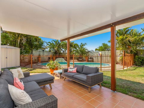 Coastal Soul - Family Entertainer With Pool - Darwin Holiday 3