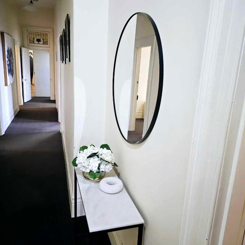 Cobb&CoHouse 4Queen Bedroom 3Bath Bendigo CBD - Darwin Holiday 4