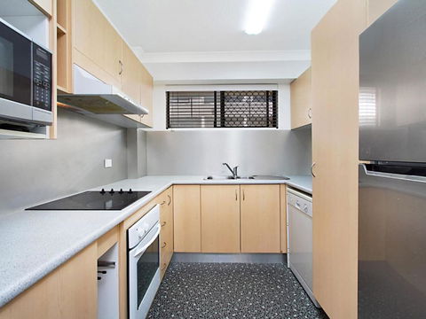 Cobden Court Unit 2 - Darwin Holiday 3
